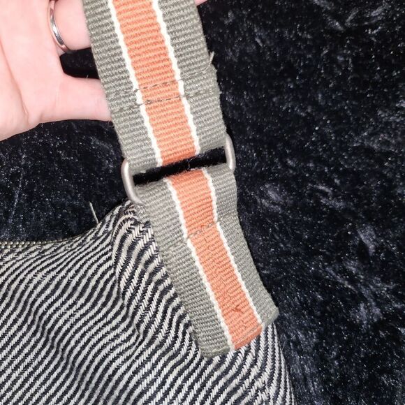 GAP Monochrome Striped Bag with Bold Orange Strap - Picture 3 of 9